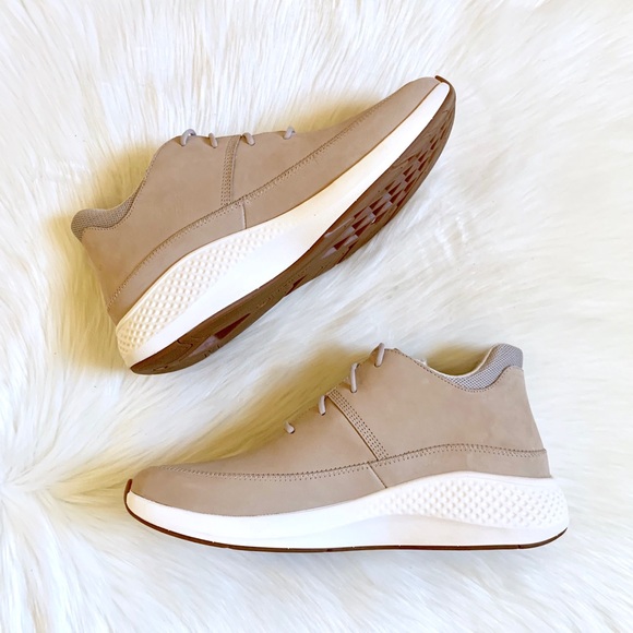 Timberland FlyRoam Go Leather Chukka Sneakers - Picture 5 of 7